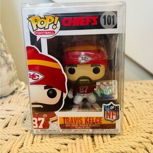 Funko Pop! Chiefs Travis Kelce 101
